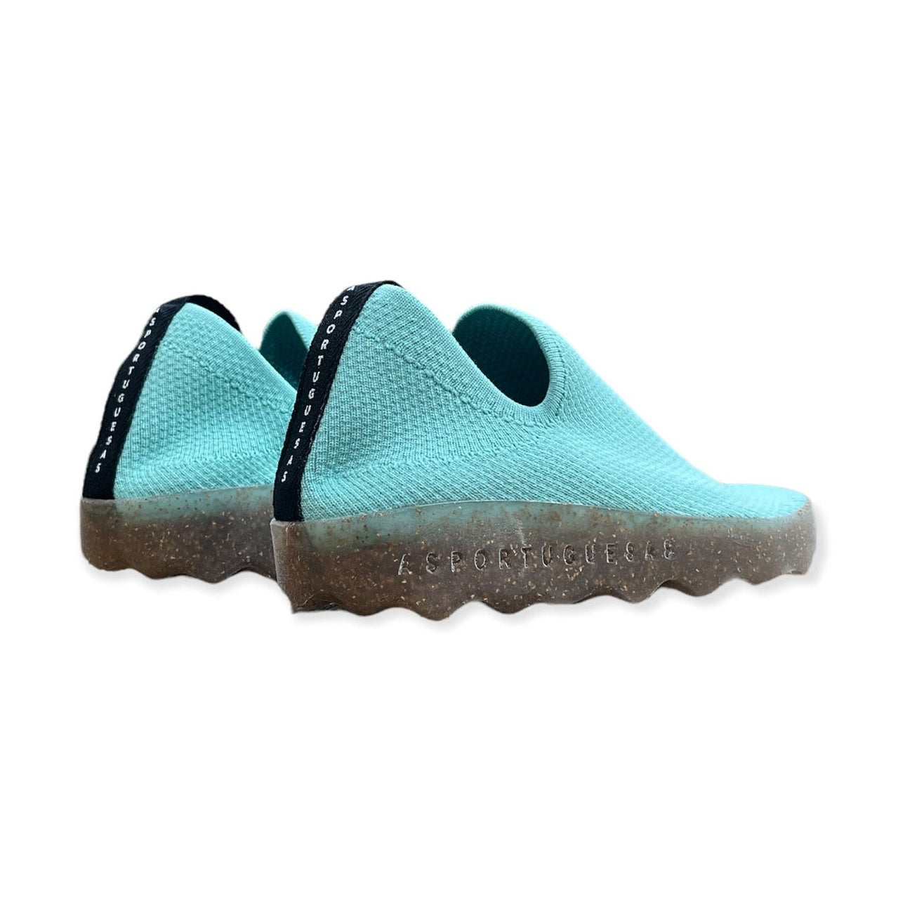 Asportuguesas Care sneaker slip-on unisex in tessuto elastico riciclato — vista coppia sovrapposta