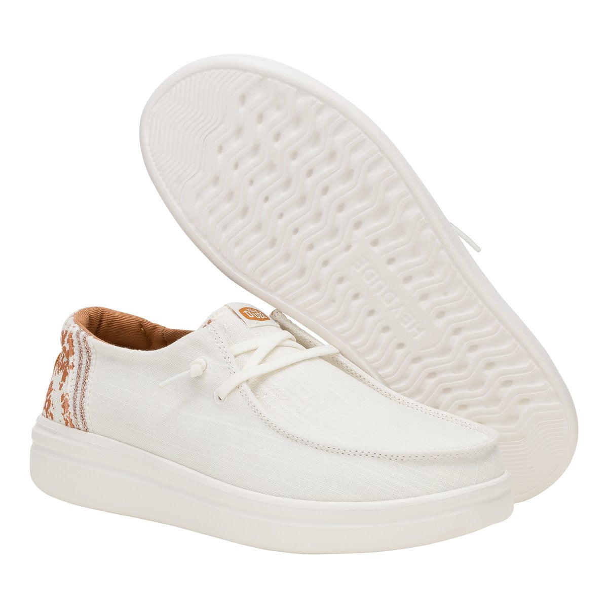 HeyDude Wendy Rise Animal donna mostrata in una vista prospettica trendy.