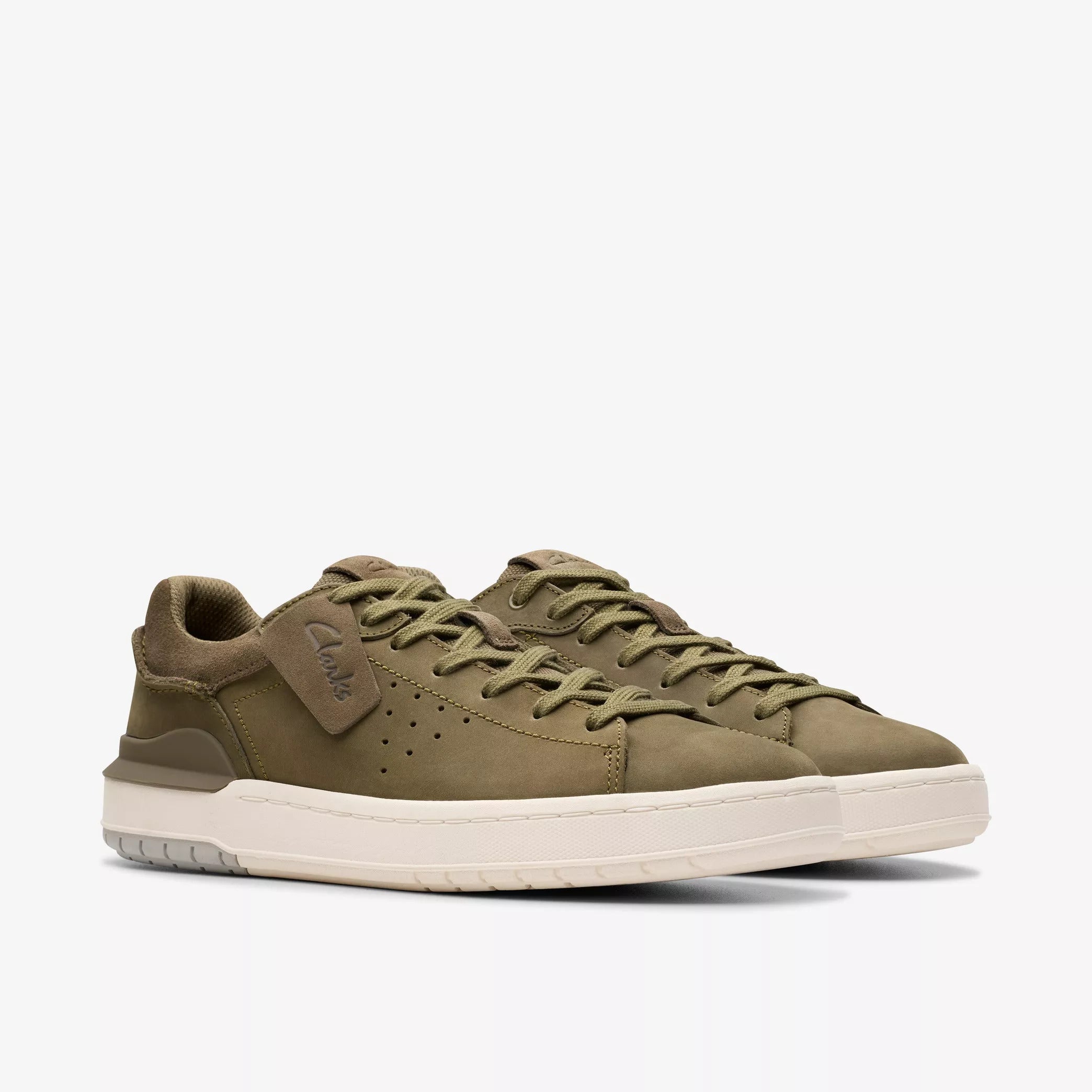 Clarks Courtlite 2 Run Sneakers Uomo In Nabuk Premium