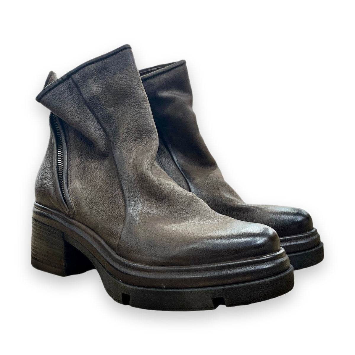 A.S.98 A89208 stivaletto donna in pelle morbida vista posteriore