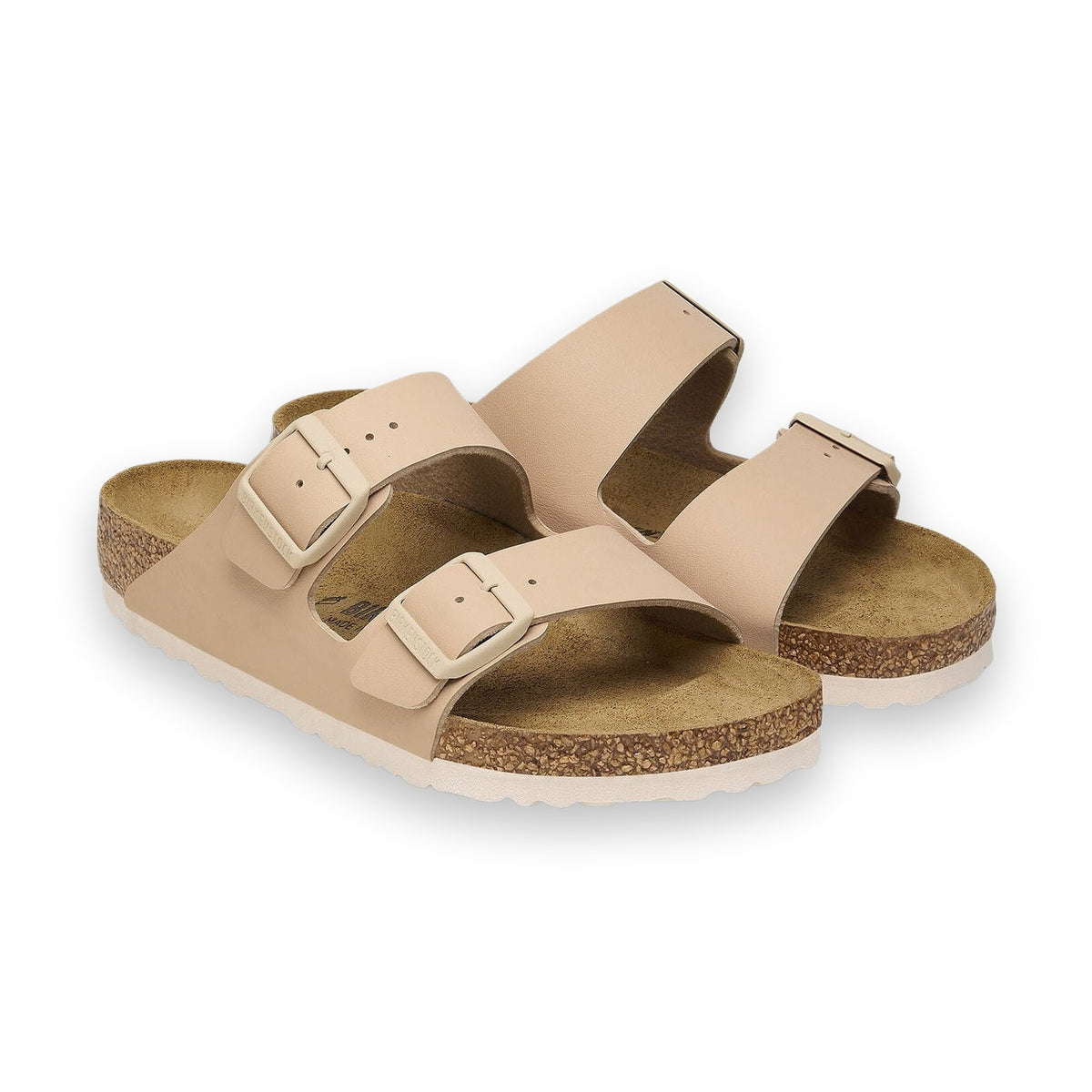 Inquadratura dal basso della suola in EVA ammortizzante con pattern antiscivolo Birkenstock Arizona Donna.