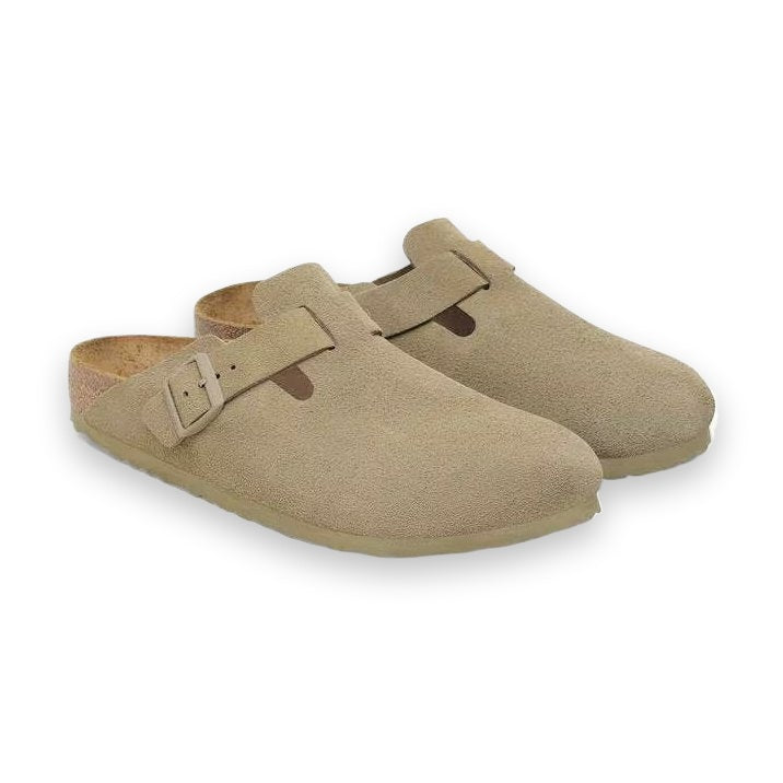 Design chiuso frontale con tomaia scamosciata traspirante Birkenstock Boston
