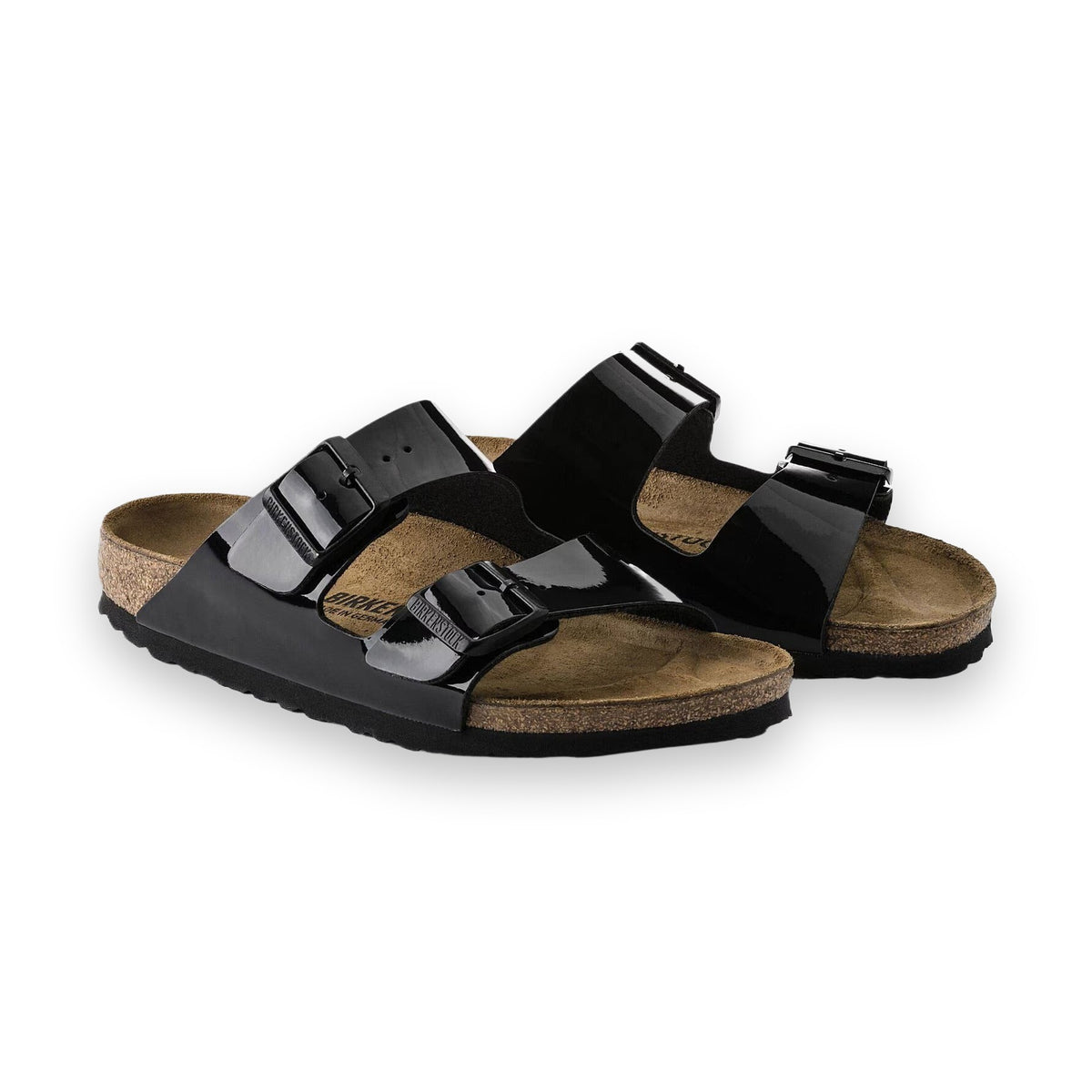 Dettaglio della giunzione tra la tomaia in Birko-Flor e il plantare in sughero dei sandali Birkenstock Arizona.