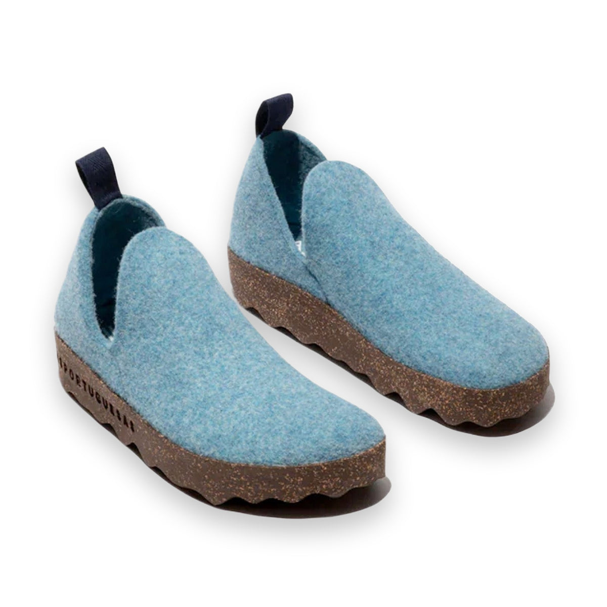 Asportuguesas City scarpa slip-on unisex in feltro di lana — dettaglio linguetta posteriore
