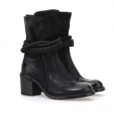 El Naturalista Women Ticino Leather Block Heel Boot