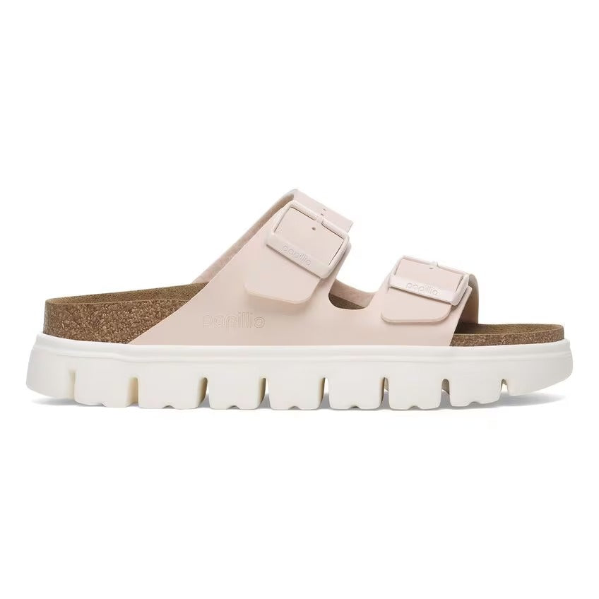 Plantare anatomico in sughero integrato nella suola platform dei sandali Birkenstock Arizona Papillio.