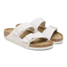 Pelle scamosciata naturale avvolgente su tomaia Birkenstock Arizona donna