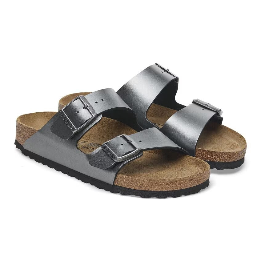 Dettaglio del rivestimento interno in morbido tessuto feltro dei sandali Birkenstock Arizona Donna in Birko-Flor.