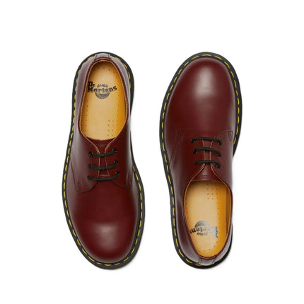 Top view of Dr. Martens 1461 low profile leather design