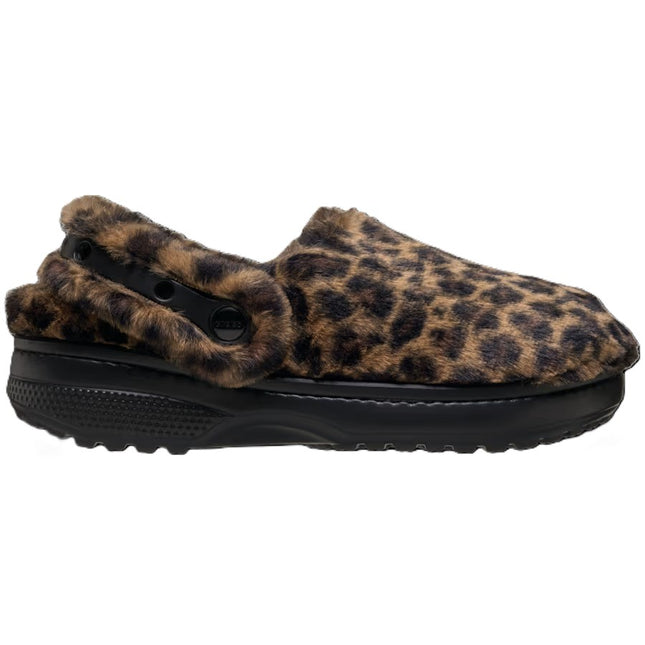 Crocs Classic Unfurgettable Animal Clog with soft animal print lining for winter comfort