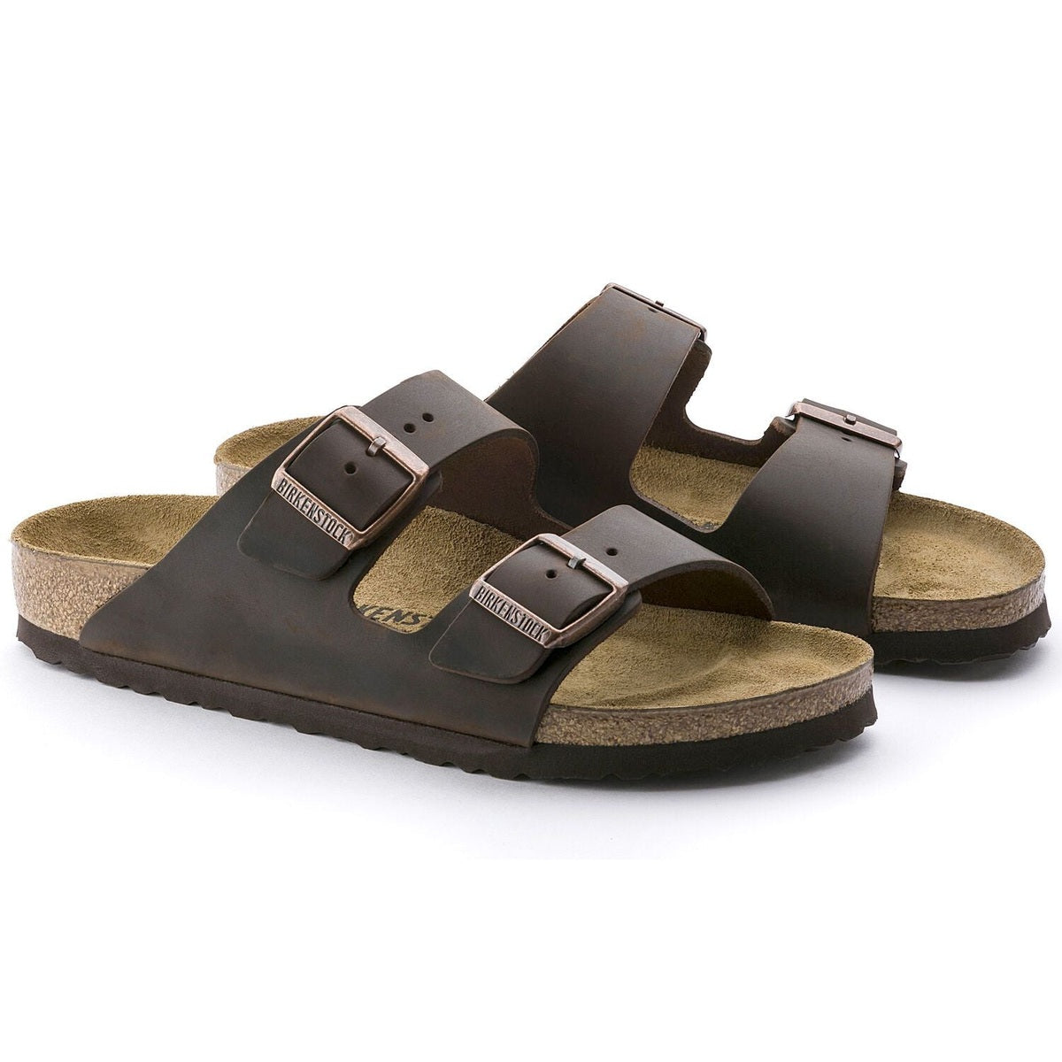 Birkenstock Arizona sandalo unisex pianta larga marrone scuro in vista angolata con doppia fascia