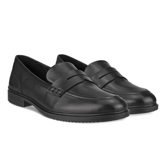 Elegant ECCO Dress Classic 15 women's slip-on shoe with microfiber lining and refined stitching details