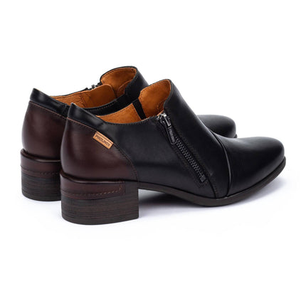 Women’s Málaga ankle boots Pikolinos black side zip detail