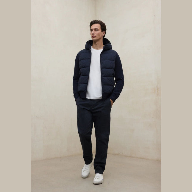 Ecoalf Cartes Jacket Men in Black — three-quarter view highlighting water-repellent fabric
