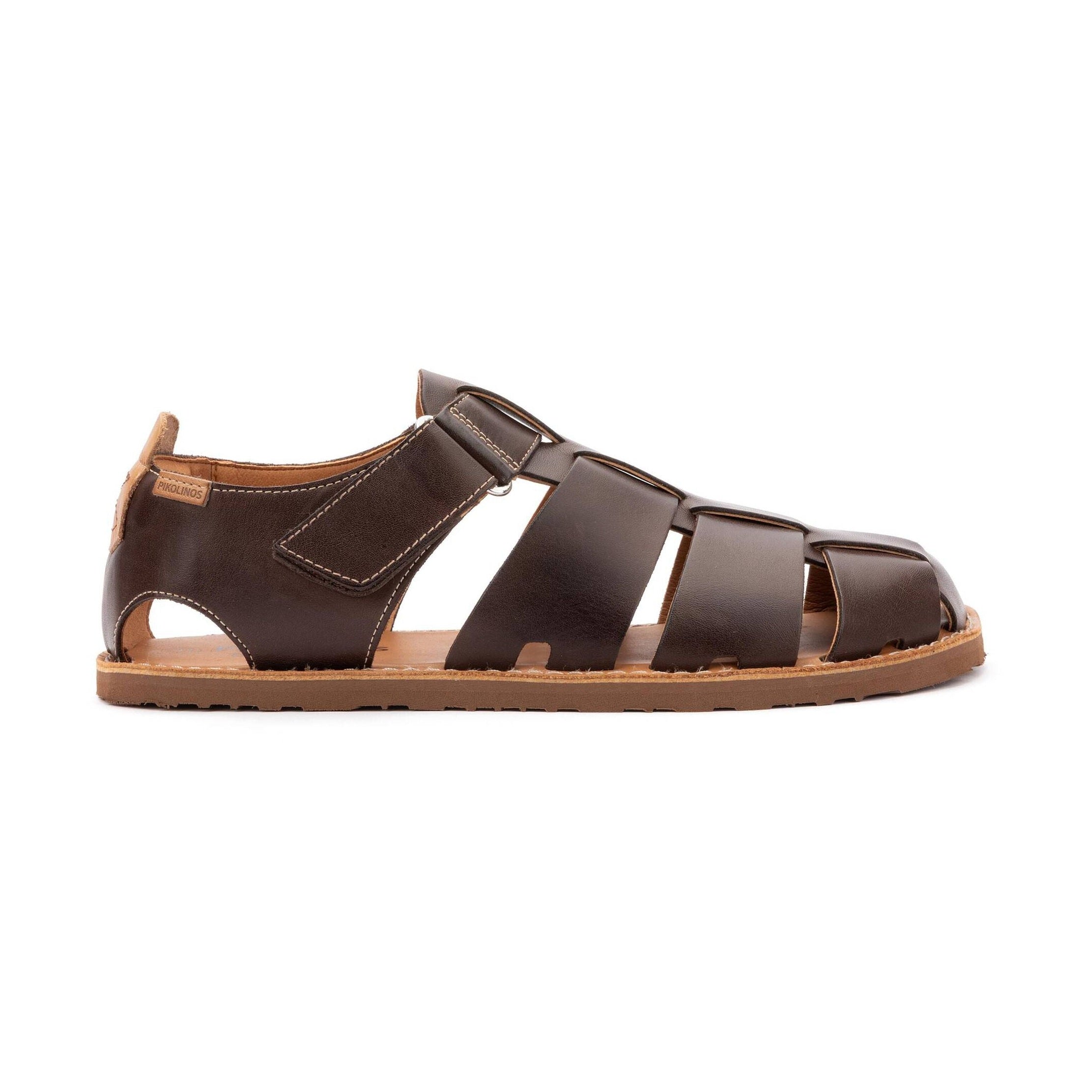 Scarpa da uomo Pikolinos Betera in pelle intrecciata a mano.