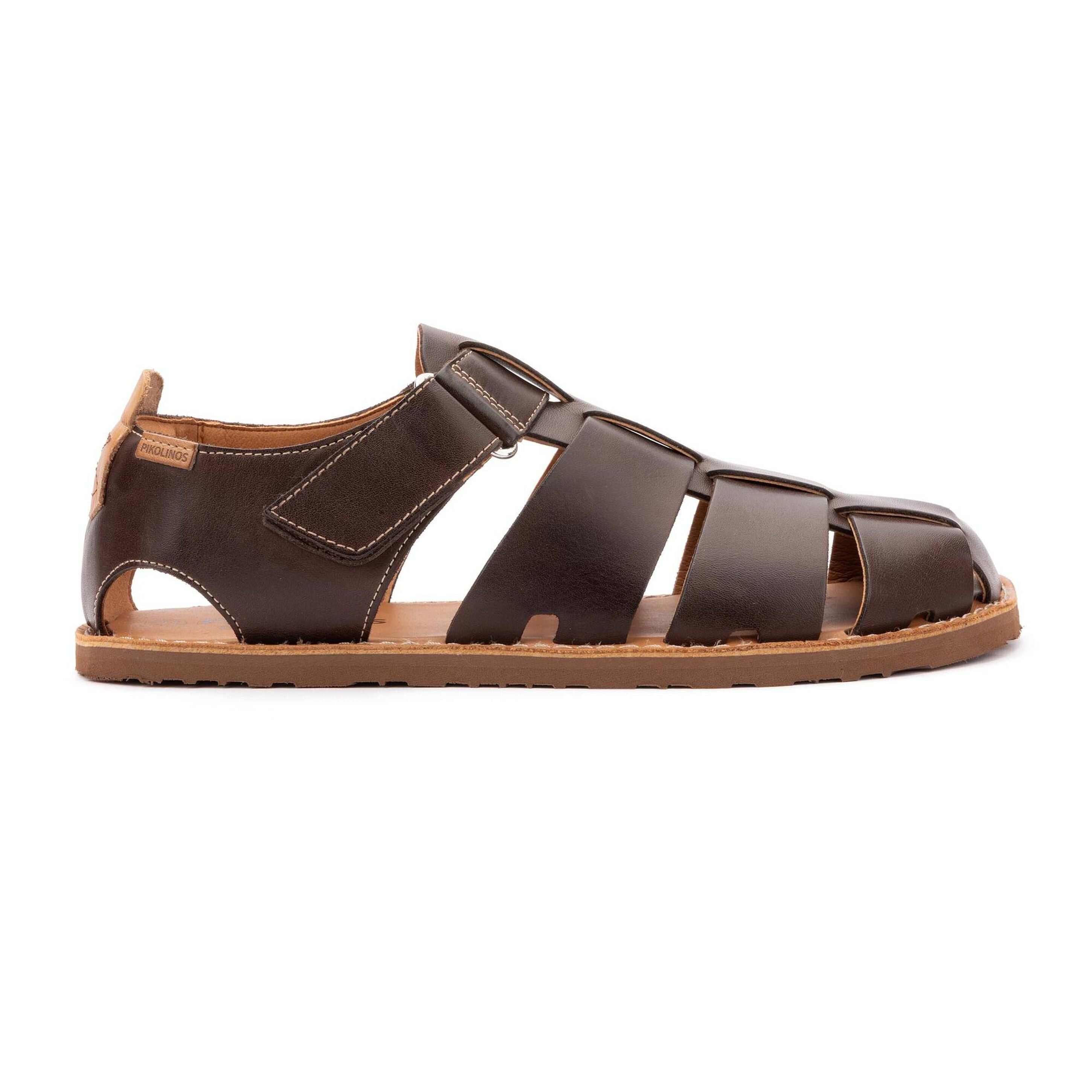 Scarpa da uomo Pikolinos Betera in pelle intrecciata a mano.
