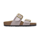 Sandalo Birkenstock Sydney Cushion donna a due fasce con finitura Patent brillante vista laterale