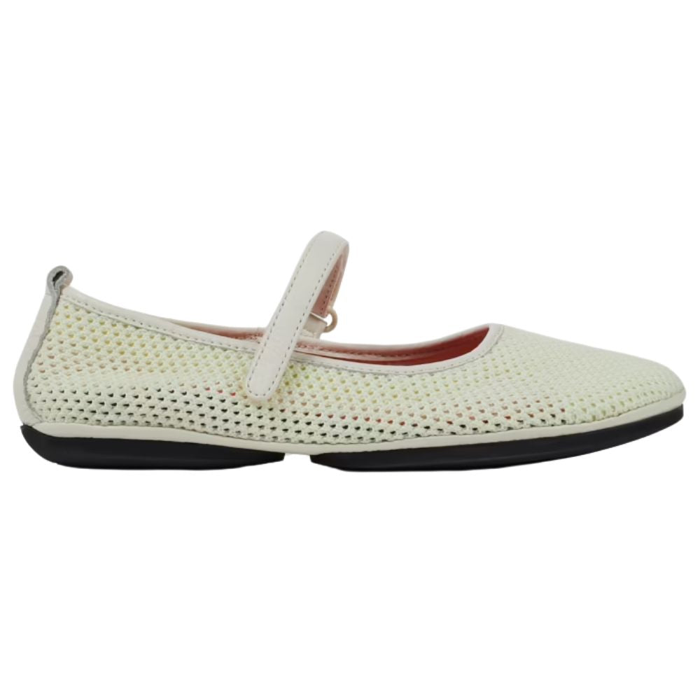 Stivaletto da donna Camper Right in pelle premium di alta qualità.