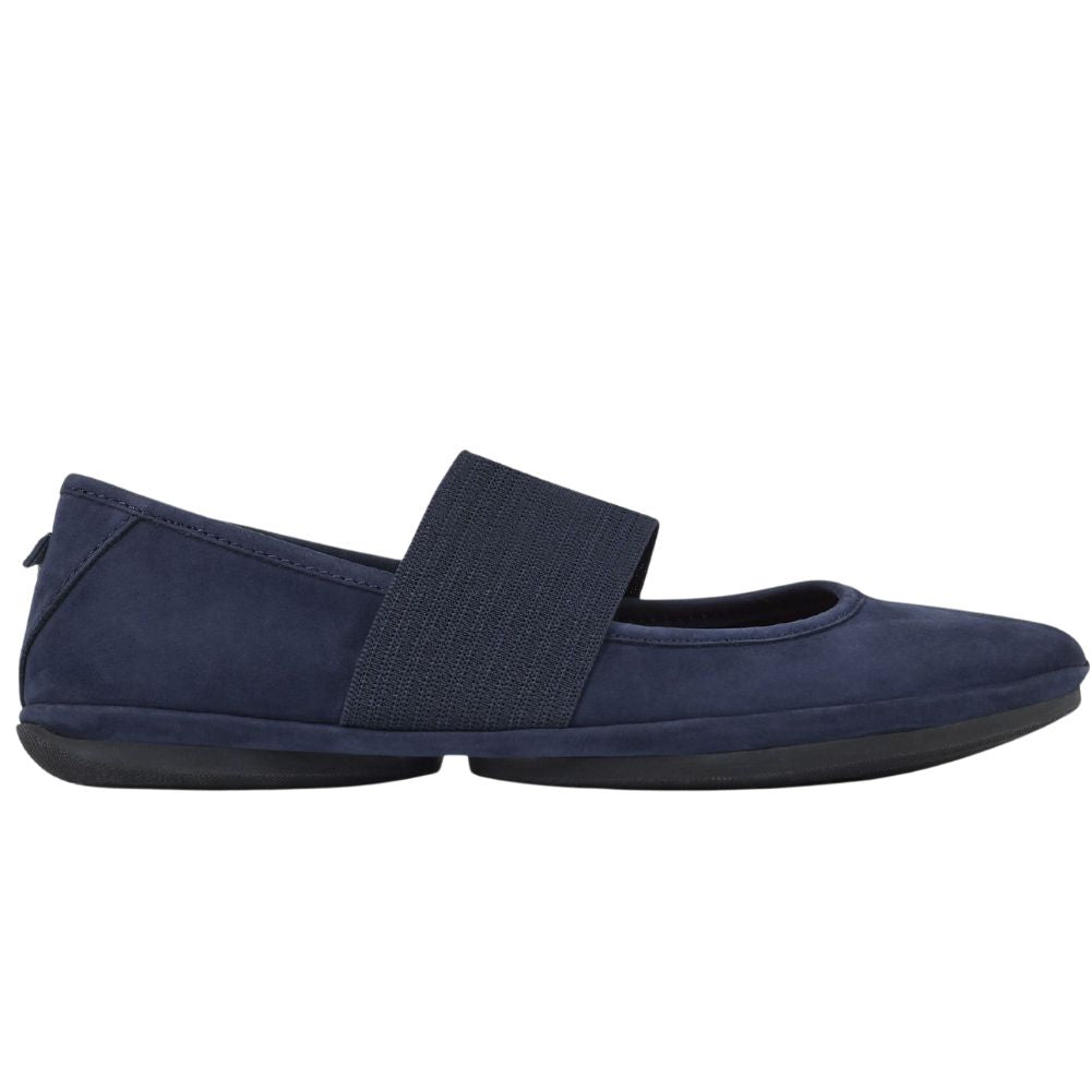 Dettaglio dell'elastico sul collo del piede per una tenuta ottimale.