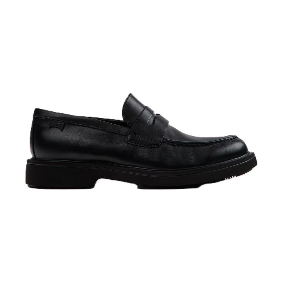 Mocassino da uomo Camper Norman in pelle premium di alta qualità.