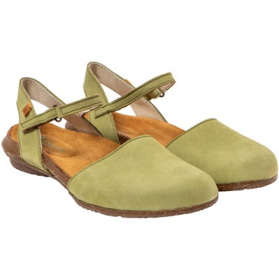 Calzatura estiva El Naturalista N412 Wakataua con cinturino regolabile.