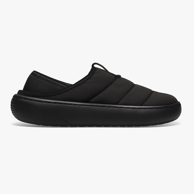 Crocs Classic Puff Moc dettaglio tomaia in nylon imbottito e linguetta frontale