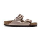 Calzata classica dei sandali Birkenstock Arizona Donna con sottopiede in pelle scamosciata traspirante.