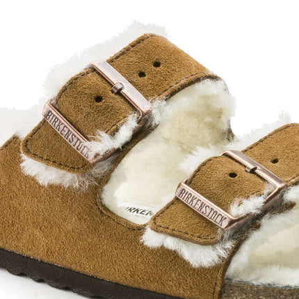 ARIZONA (SHEARLING) - Sandalo a due fasce da uomo e da donna BIRKENSTOCK