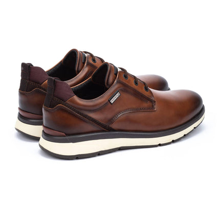 Men’s Córdoba sneakers Pikolinos black back angle